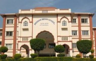 मोडर्न इण्डियन स्कुलद्वारा शिक्षक र कर्मचारीलाई यातना !