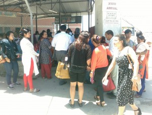 त्रिभुवन विमानस्थल ३ घण्टासम्म ठप्प