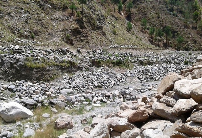 क्रसर उद्योग र खानीमाथि प्रतिबन्ध