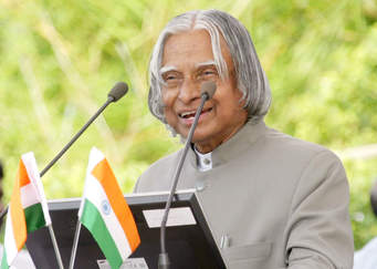 भारतीय पूर्वराष्ट्रपति कलामको निधन, बोल्दाबोल्दै ढले ‘मिसाइल मेन’