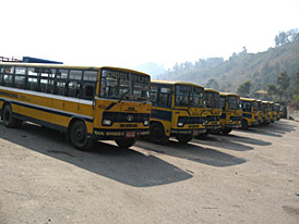 विप्लवका विद्यार्थीले जलाए विद्यालयको गाडी, सरकारलाई ६ बुँदे ज्ञापन