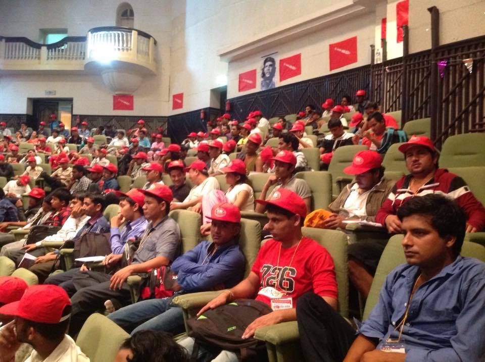 प्रधानमन्त्रीले देखाउन लागि मात्र संशोधनको कुरा गर्दैछन्