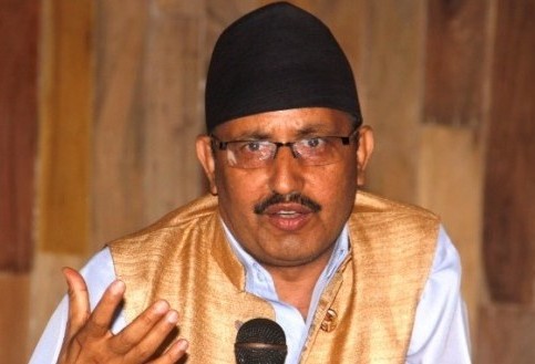 राजनीतिक नियुक्तिको विपक्षमा शिक्षामन्त्री