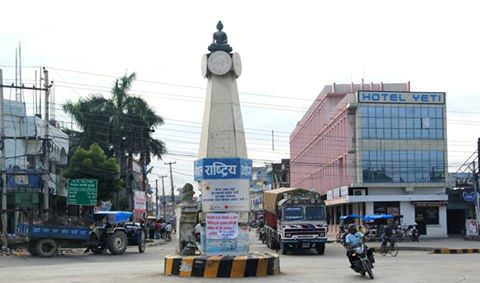 लुम्बिनी ‘प्रवेशद्वार’को वुद्ध मूर्ति हटाएर देवकोटाको राखिँदै