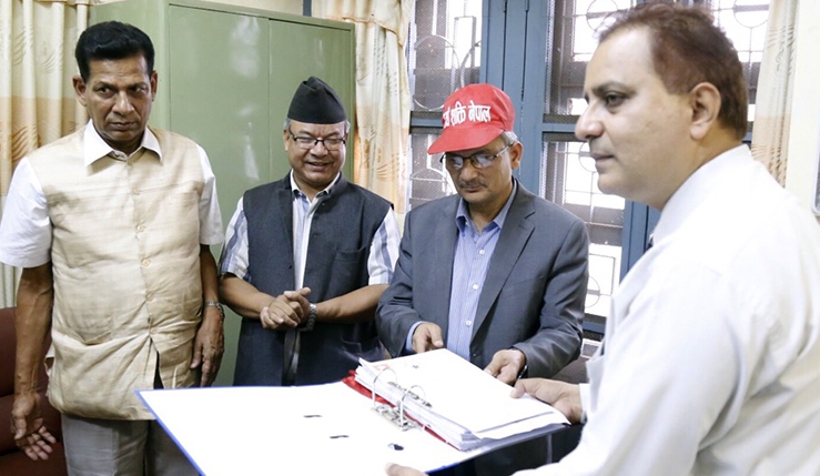 दल दर्ताका लागि कार्यकर्ताको संख्या पुर्याउनै भट्टराईलाई मुस्किल