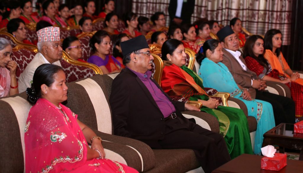 उपराष्ट्रपति र प्रधानमन्त्रीलगायतलाई राष्ट्रपति भण्डारीको तीज भोज