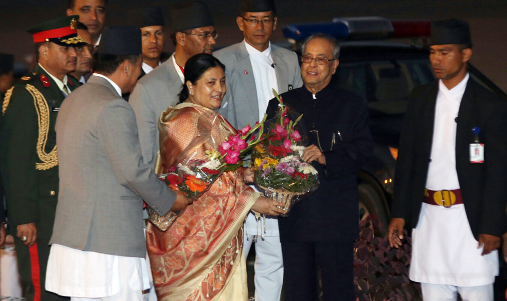 विदाइ गरिन् विद्याले, अब दिल्लीमा हुने भयो भेट (भिडियोसहित)