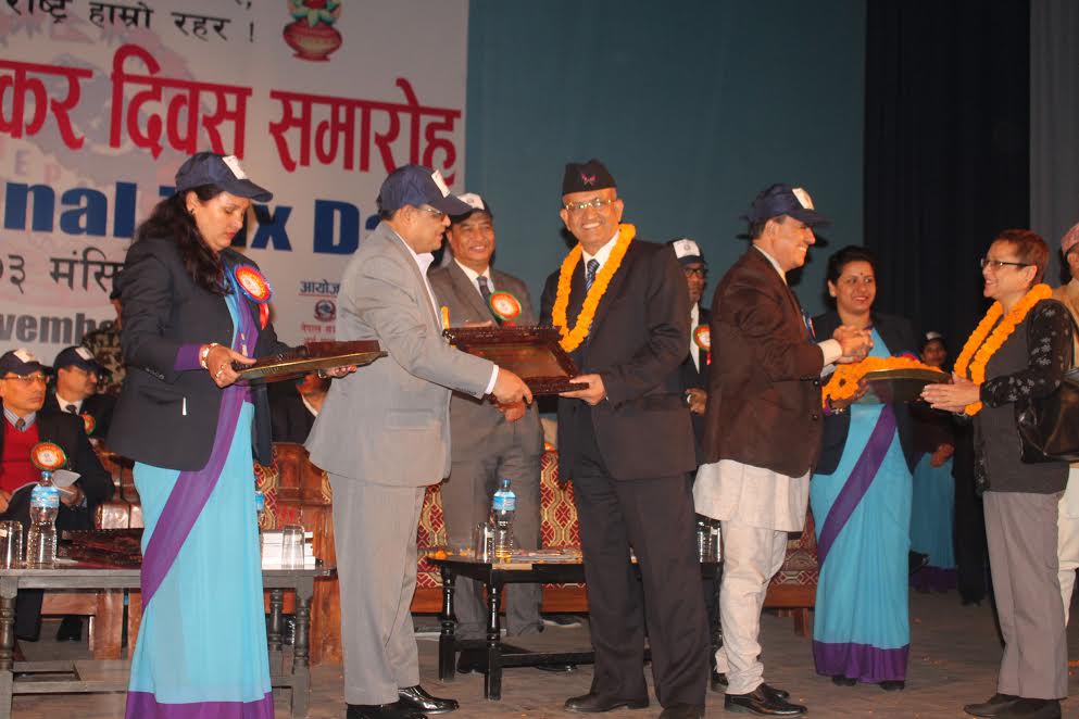 यी हुन् उत्कृष्ट १५ करदाता, व्यक्तिगत रुपमा बढी कर तिरे जबराले