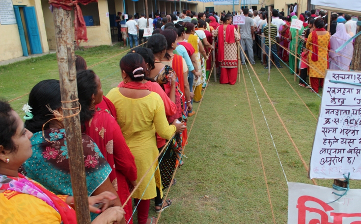 आजको निर्वाचनमा ४ हजार ४ सय ८२ प्रतिश्पर्धीबाट ३ सय ८४ प्रतिनिधि चुनिँदै