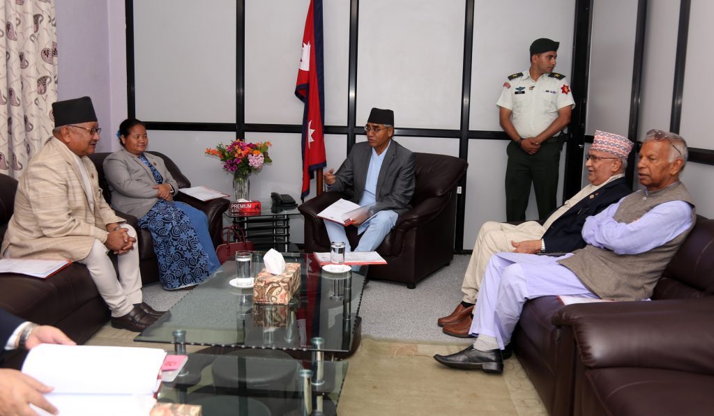 प्रधानन्यायधीश नियुक्तिमा ओलीको अवरोध