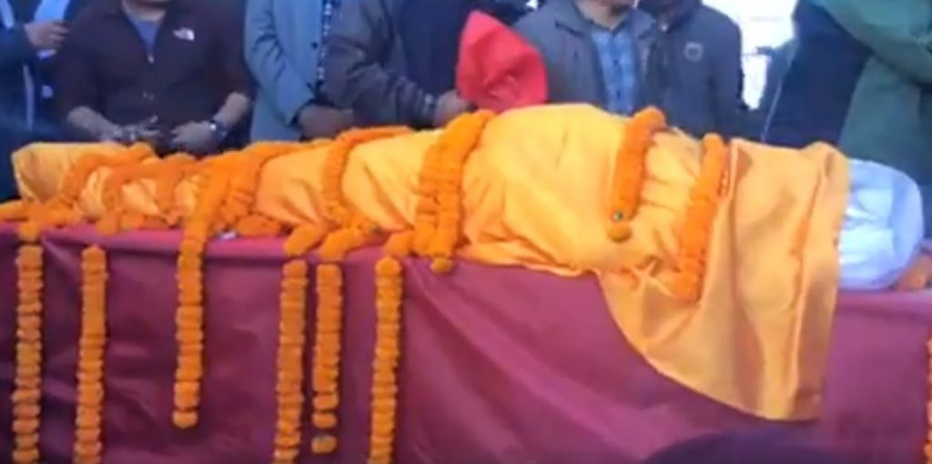 अन्तिम श्रद्धाञ्जलिका लागि प्रकाशको शव पेरिसडाँडामा