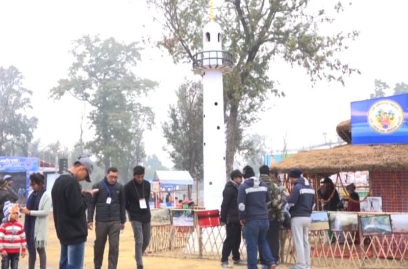 काठमाडौंमा ढलेको धरहराको नमुना कपिलवस्तुमा, हेर्न आउनेको ओइरो